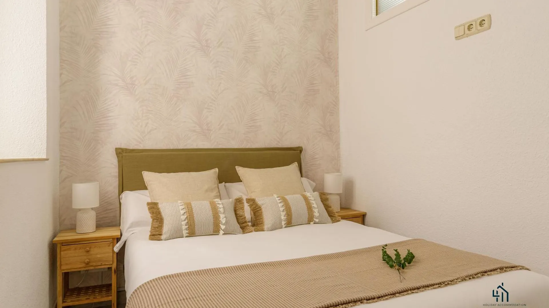 Living4Malaga Amazonia Center Apartment