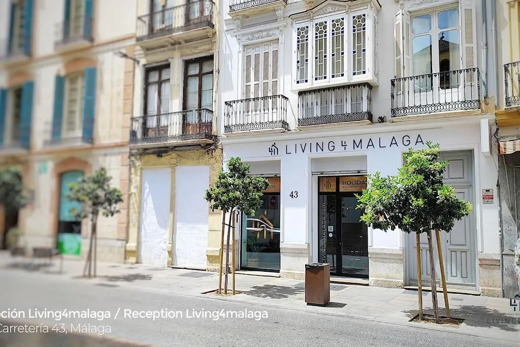 Living4Malaga Amazonia Center Apartment